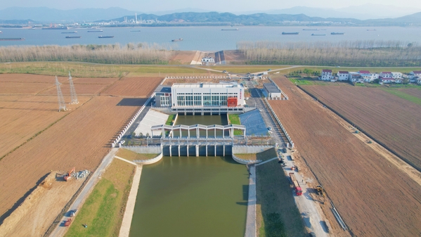 望江縣合成圩幸福河南站工程。(攝:四公司 趙鵬) (1).jpg